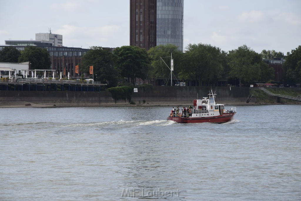 Schiff 1 Koeln in Hoehe der Koelner Zoobruecke P216.JPG - Miklos Laubert